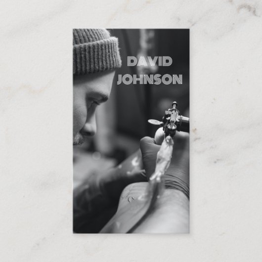 黒モダン白フォトタトゥーアーティストサロン 名刺 (正面)