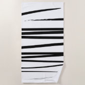 黒モダン線と白の線抽象芸術アート ビーチタオル (正面)