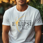 黒モダン色と金ゴールド2024テキサス州総太陽の食 Tシャツ<br><div class="desc">2024年モダンブラック&金ゴールド2024年テキサス州太陽のトータルEclipseTシャツは、この珍しい天体イベントの記念の作品でスタイリッシュす。このシャツはトータルEclipseの優雅さと感動を取り入れてい太陽のる。2024年は大胆に展示され、テキサス州の位置とともに、この忘れられない現象の永遠の形見として機能する。あなたは天文学の愛好家であれ、単にファッションを愛しユニークても、このシャツは日食の興奮を披露するのに最適な太陽の方法だ。この宇宙祝的なスタイルのイベントとTシャツデザインの記憶を独占的創り出そう。</div>