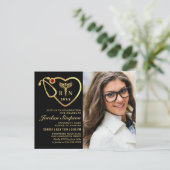 黒モダン金ゴールド看護卒業写真 インビテーションポストカード (スタンド正面)