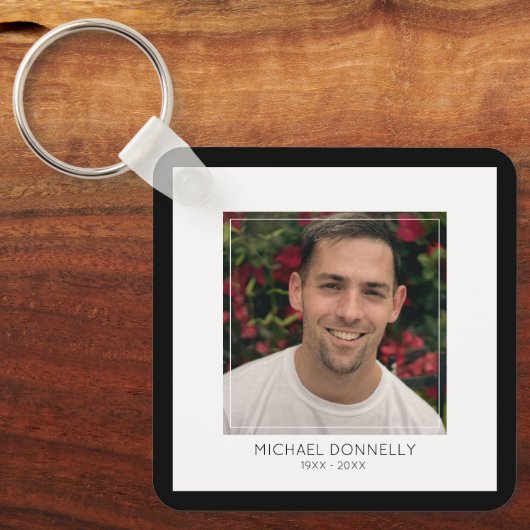 黒モダン額写真追悼碑 キーホルダー (正面)
