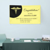 黒モダン&イエローカドゥセウスナースRn卒業 横断幕 (トレードショー)