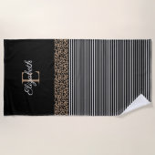 黒モノグエレガントラム ビーチタオル (正面)