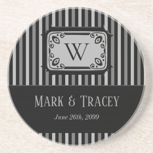 黒モノグラムのと白のストライプ コースター (正面)