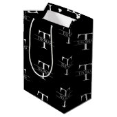 黒モノグラムエレガント名前をカスタムするパターン ミディアムペーパーバッグ (裏面アングル)