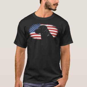 黒ラブラドール犬と米国国旗の細い青い線 Tシャツ