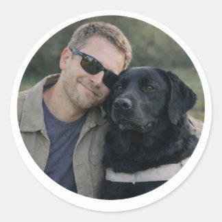 黒ラブラドール・ガイド・ドッグのパートナーシップ – ラウンドシール