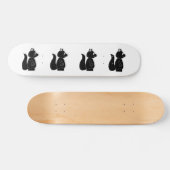 黒リス。 スケートボード (横)