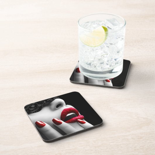 黒レースマスクを持つ美しい女性 コースター (右側)