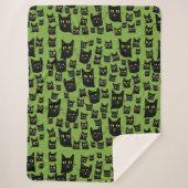 黒不気味猫 シェルパブランケット (正面)