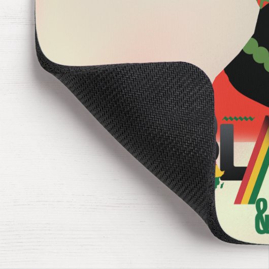 黒人とア誇りを持ったフリカ人の女の子 マウスパッド (コーナー)