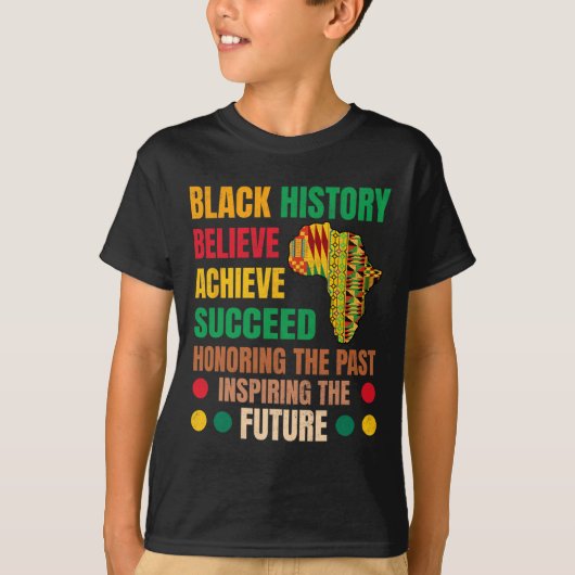黒人の歴史: 過去を称え未来を鼓舞する メンズ Tシャツ (正面)