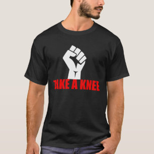 黒人の生活のために膝の政治活動家を取る Tシャツ