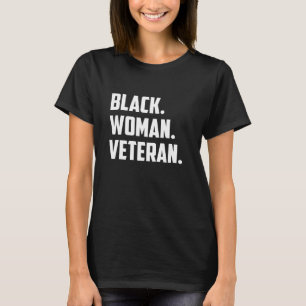 黒人女性退役軍人誇り女性アメリカ退役軍人軍人 Tシャツ