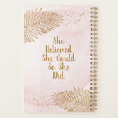 黒人女性、彼女は信じすることができる、ピンクと金ゴールド プランナー手帳 (裏面)