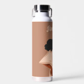 黒人女性，白ビキニ，ビーチ準備完了 ウォーターボトル (正面)