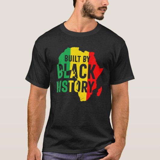 黒人歴史によって建てられたメラニン黒人歴史月間 Tシャツ (正面)