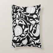 黒伝統的とwhのインディアンペイズリーパターン アクセントクッション (正面(垂直))
