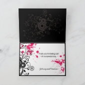 黒及びピンクの汚いハート音楽テーマの結婚式 サンキューカード (内部)