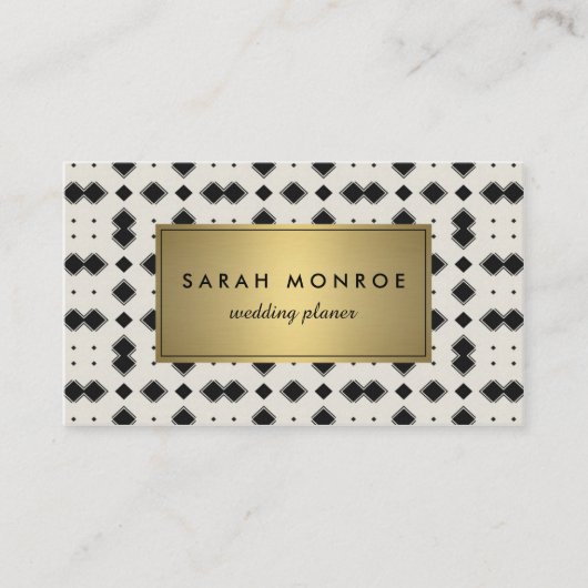 黒及び金ゴールドのシェブロンパターン 名刺 (正面)