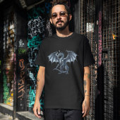 黒地にいるレガルシルバードラゴン  Tシャツ