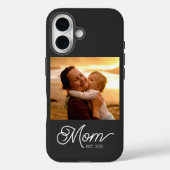 黒地にエレガントな白い文字とお母さんの写真のiPhoneケース Case-Mate iPhoneケース (裏面)