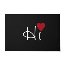 黒地にダークレッドのハートと白いHi