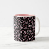 黒地にピンクの桜 ツートーンマグカップ (正面右)