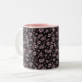 黒地にピンクの桜 ツートーンマグカップ (正面左)