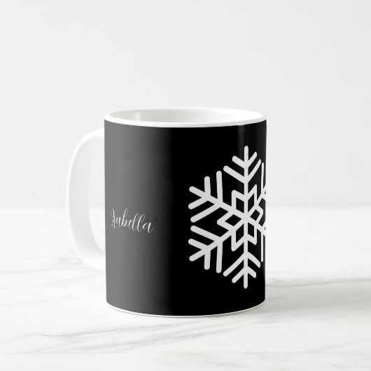 黒地にモノグラムと大きな白い雪の結晶 コーヒーマグカップ (正面左)
