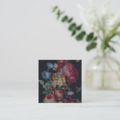 黒地に描かれたヴィンテージ風の花のスクエアビジネス スクエア名刺 (スタンド正面)
