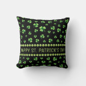 黒地に水彩のシャムロック 聖パトリックの祝日 クッション (正面)
