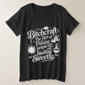 黒地に白文字のBitchcraftハロウィン プラスサイズTシャツ (デザイン正面)