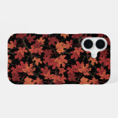 黒地に紅葉したカエデの葉 iPhone 16ケース (裏面横)