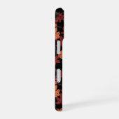 黒地に紅葉したカエデの葉 iPhone 16ケース (右側面)