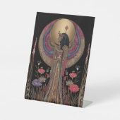 黒地に虹色の金色の神々しいエジプトの女神イシス 台座サイン (正面)