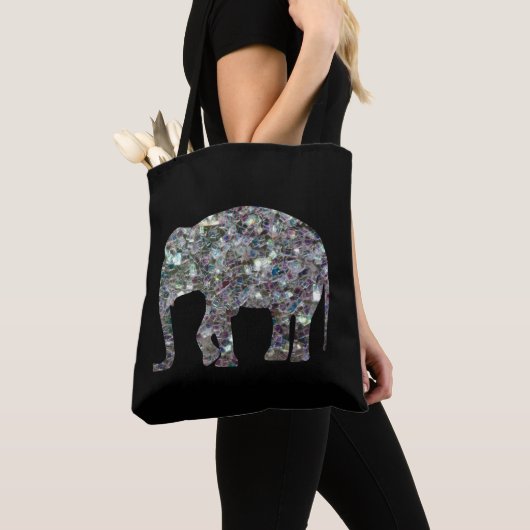 黒地に輝く銀色のモザイク象 トートバッグ (クローズアップ)