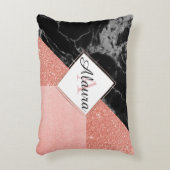 黒大理石とバラ金ゴールド枕 アクセントクッション (正面(垂直))