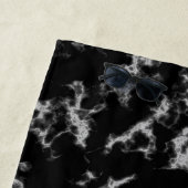 黒大理石モダン金ゴールドタイポグラフィ名モノグラム ビーチタオル (インサイチュ)