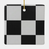 黒市松模様に白の正方形またはカスタム セラミックオーナメント (裏面)