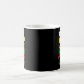 黒帯になるまでトレーニングを続ける女の子 コーヒーマグカップ (中央)