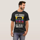 黒帯になるまで訓練を続けろ クラシック M Tシャツ (正面フル)