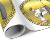 黒帯空手の男が黒い練習バッグを蹴る ラッピングペーパー (ロールコーナー)