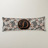 黒日本のと赤の花柄 ボディピロー (裏面)