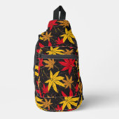 黒日本ののカエデ模様 スリングバッグ (正面)