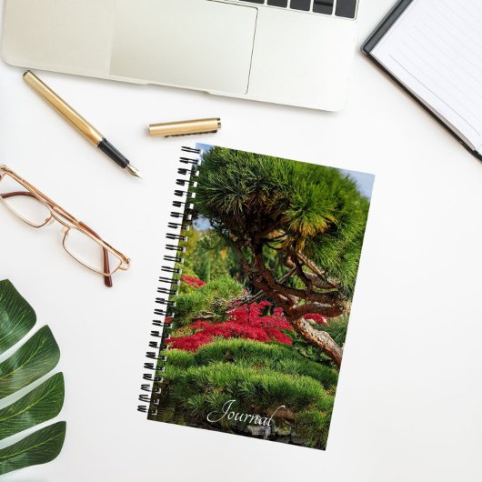 黒松と赤楓日本のの写真 ノートブック