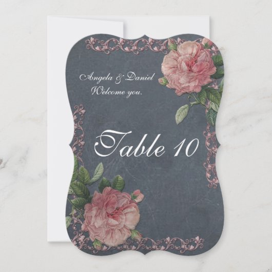 黒板にヴィンテージのバラのテーブルナンバーカード 招待状 (正面)