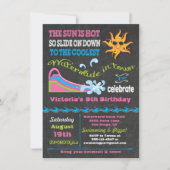 黒板のウォーター スライド プール 誕生日パーティー 招待状 (正面)