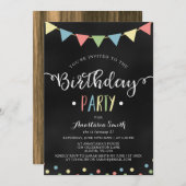 黒板のカラフルな旗布は子供の誕生日に印を付けます 招待状 (正面/裏面)