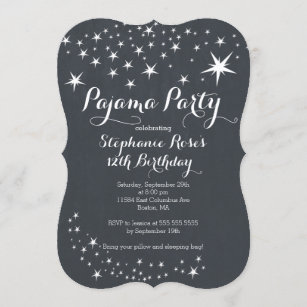 黒板のスランバー・パーティーの誕生日のパーティの招待状 招待状